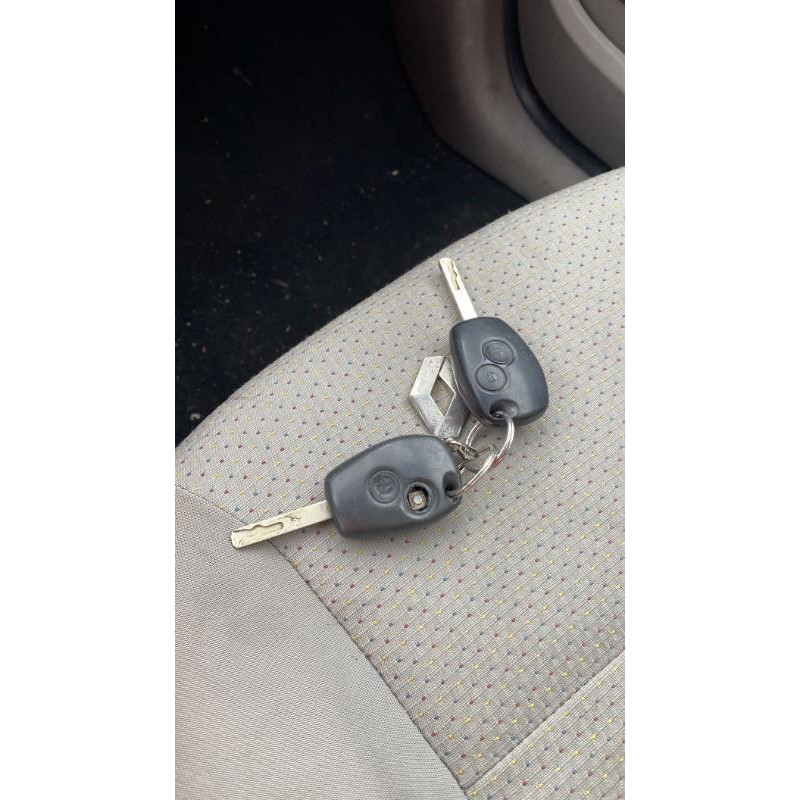 Boitier UCH RENAULT CLIO 3 Photo n°12