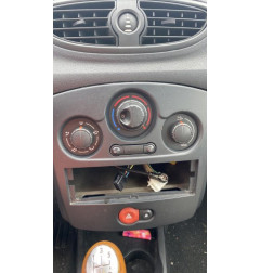 Boitier UCH RENAULT CLIO 3