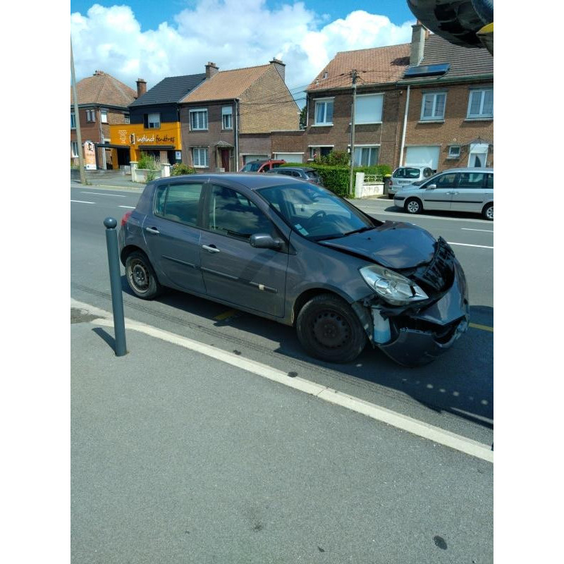 Boitier UCH RENAULT CLIO 3 Photo n°14