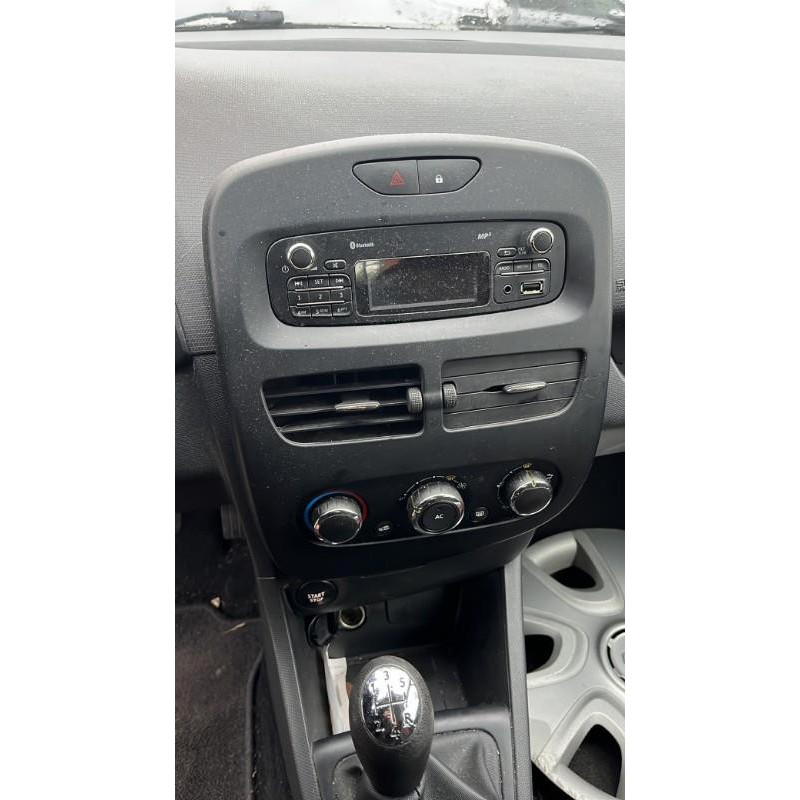 Boitier UCH RENAULT CLIO 4 Photo n°9
