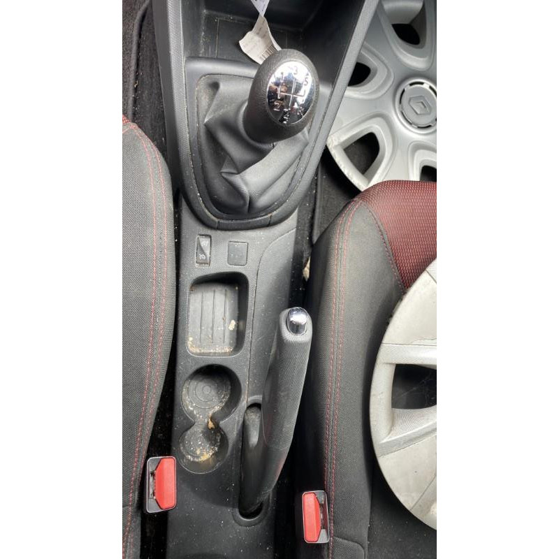 Boitier UCH RENAULT CLIO 4 Photo n°14