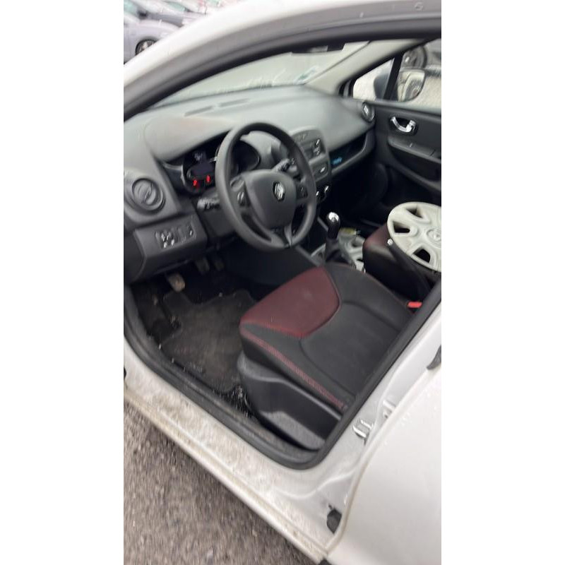 Boitier UCH RENAULT CLIO 4 Photo n°15
