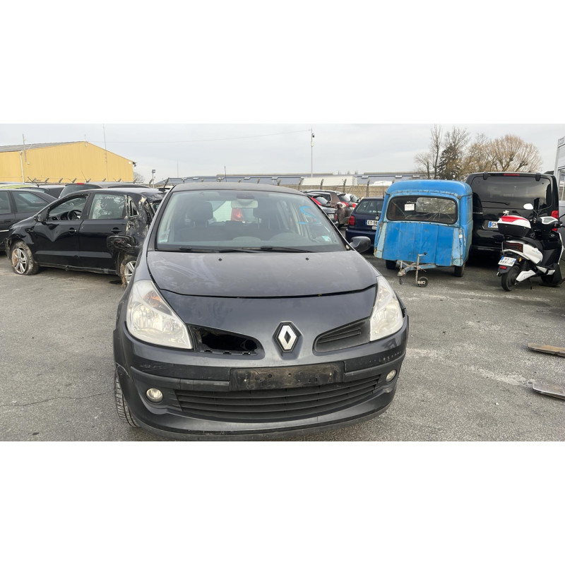 Boitier UCH RENAULT CLIO 3 Photo n°6
