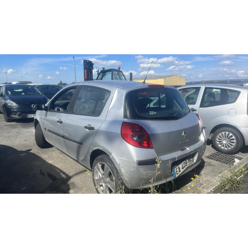 Boitier UCH RENAULT CLIO 3 Photo n°5