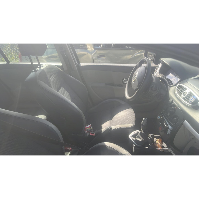 Boitier UCH RENAULT CLIO 3 Photo n°6