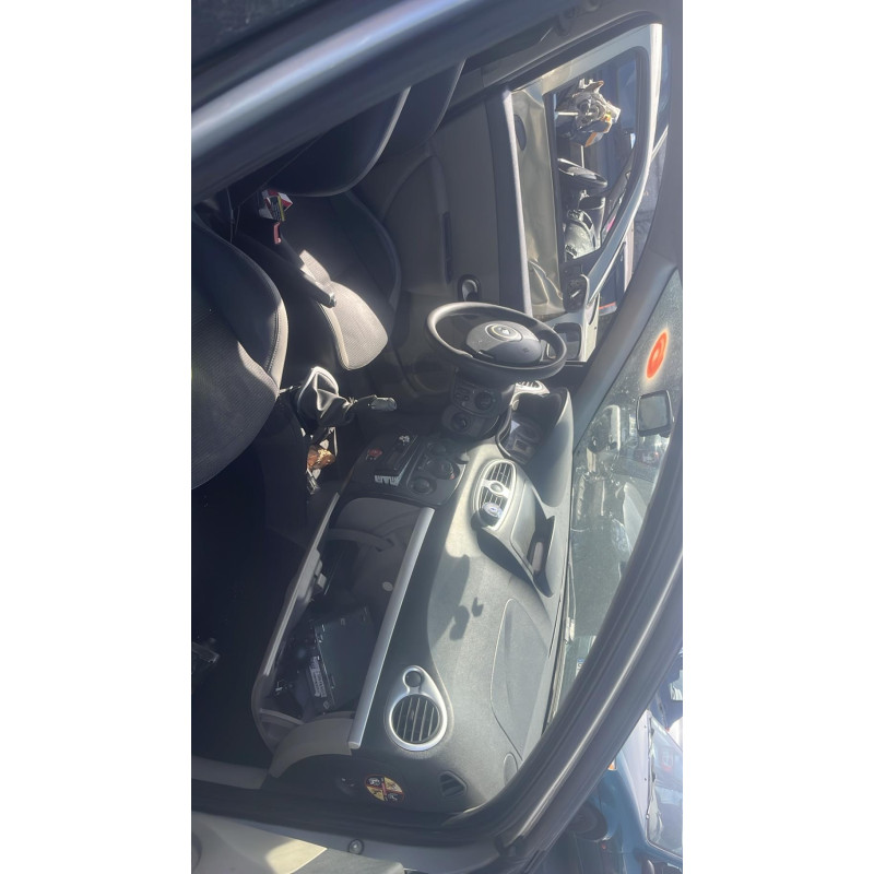 Boitier UCH RENAULT CLIO 3 Photo n°11