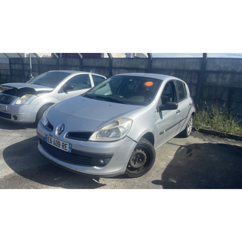 Boitier UCH RENAULT CLIO 3 Photo n°16