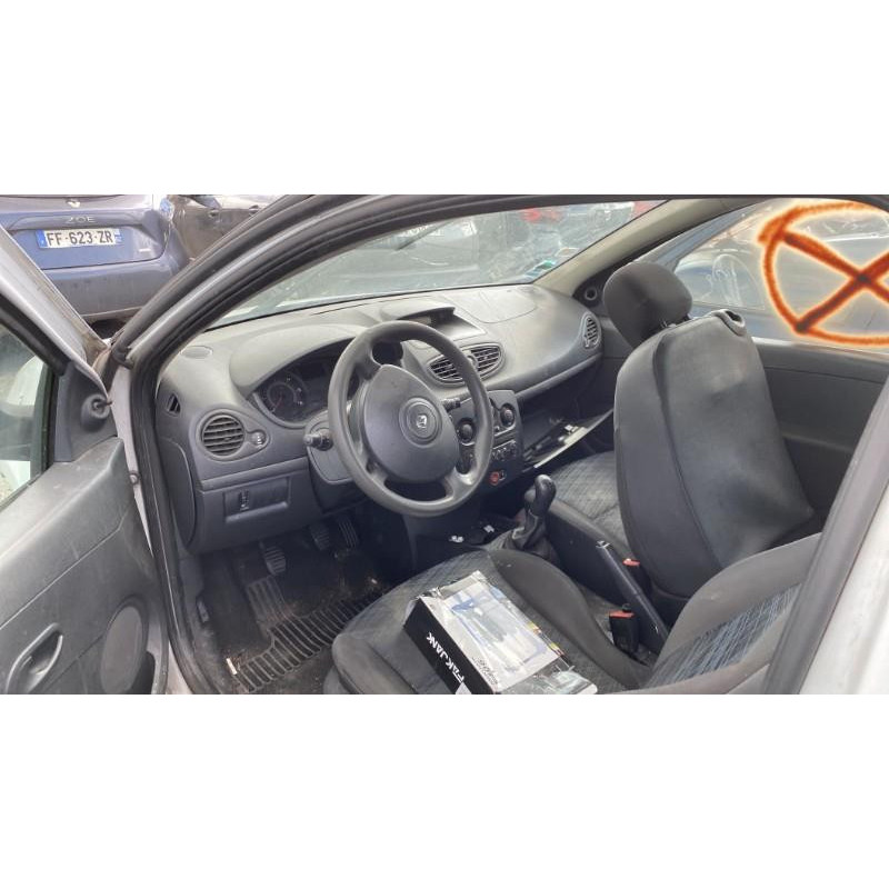 Boitier UCH RENAULT CLIO 3 Photo n°6