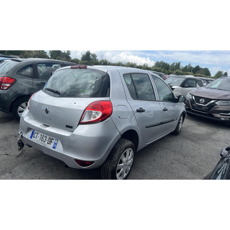 Boitier UCH RENAULT CLIO 3 Photo n°5