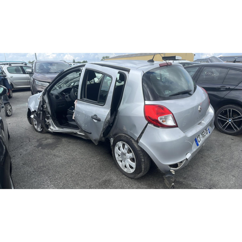 Boitier UCH RENAULT CLIO 3 Photo n°8