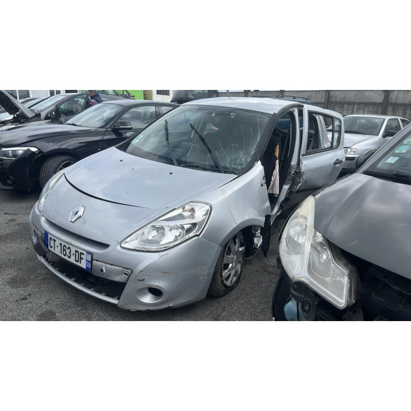 Boitier UCH RENAULT CLIO 3 Photo n°13