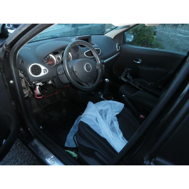 Boitier UCH RENAULT CLIO 3 Photo n°8