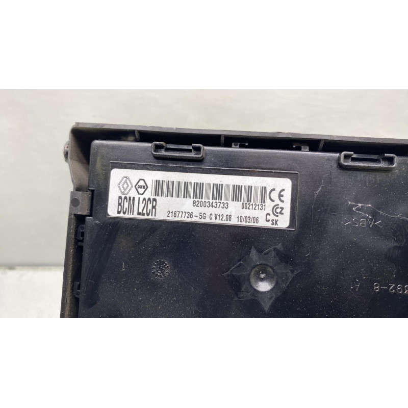 Boitier UCH RENAULT CLIO 3 Photo n°4