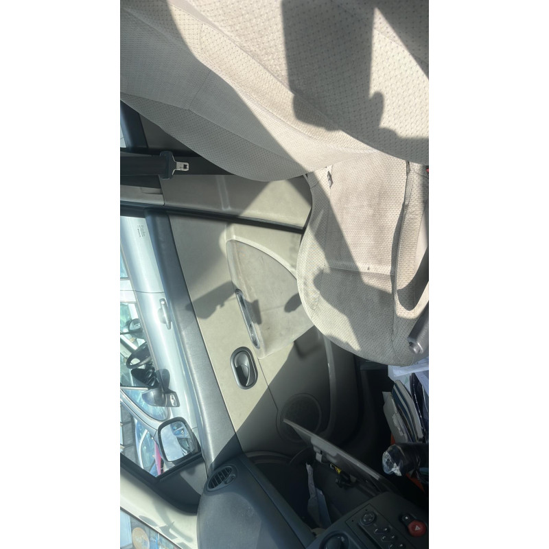 Boitier UCH RENAULT CLIO 3 Photo n°11