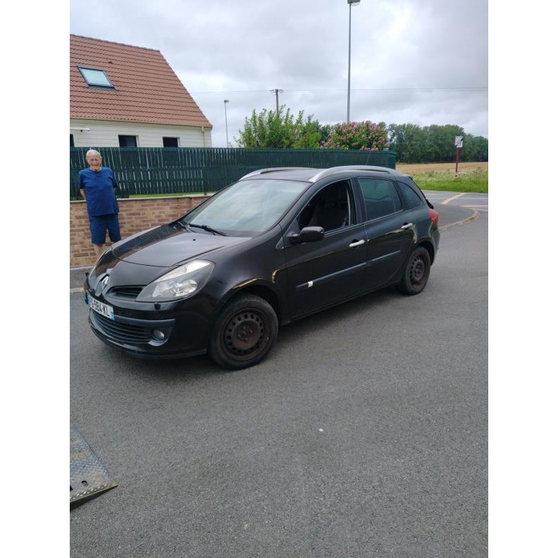 Boitier UCH RENAULT CLIO 3 Photo n°6