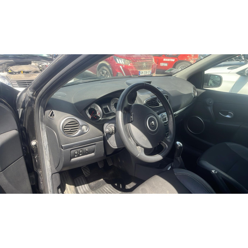 Boitier UCH RENAULT CLIO 3 Photo n°15