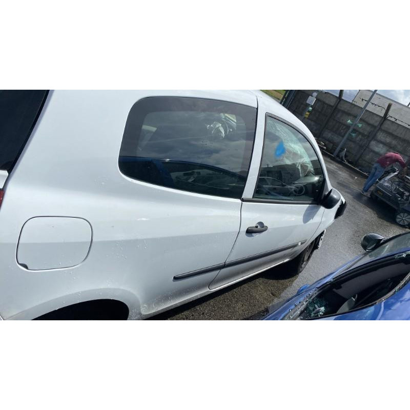 Boitier UCH RENAULT CLIO 3 Photo n°6