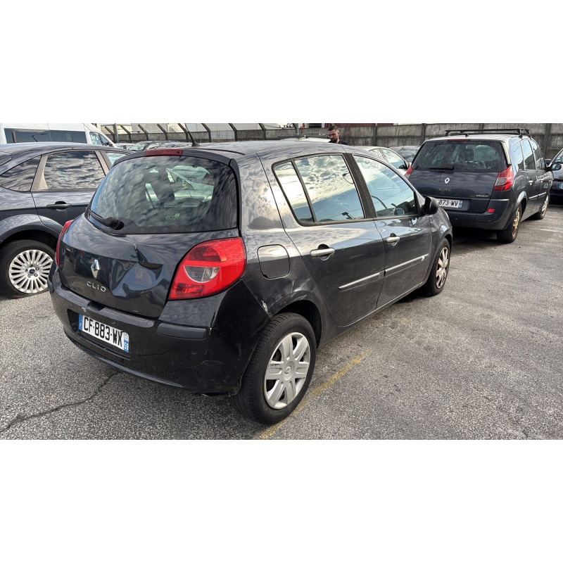 Boitier UCH RENAULT CLIO 3 Photo n°6