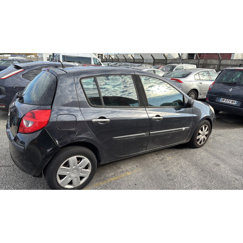 Boitier UCH RENAULT CLIO 3 Photo n°9