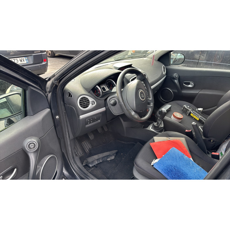 Boitier UCH RENAULT CLIO 3 Photo n°11
