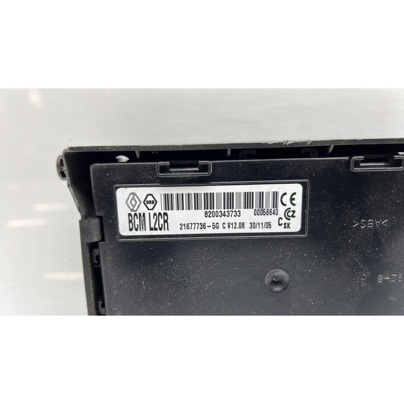 Boitier UCH RENAULT CLIO 3 Photo n°3