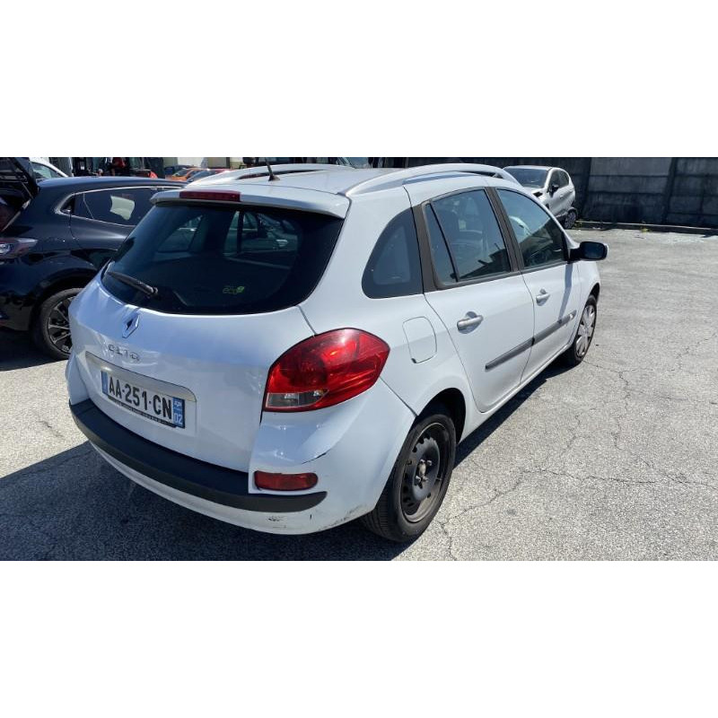 Boitier UCH RENAULT CLIO 3 Photo n°12
