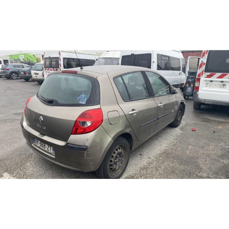 Boitier UCH RENAULT CLIO 3 Photo n°12