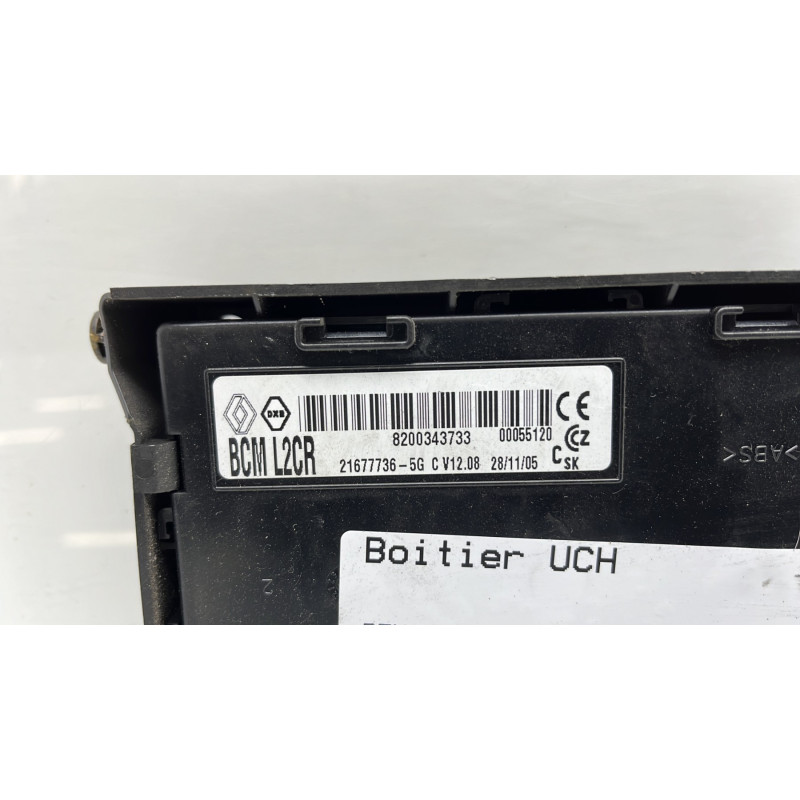 Boitier UCH RENAULT CLIO 3 Photo n°4