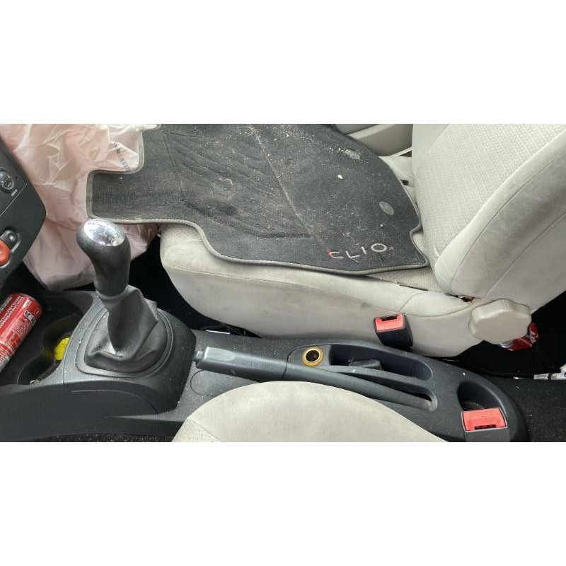 Boitier UCH RENAULT CLIO 3 Photo n°8