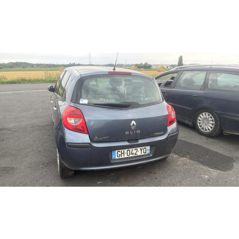 Boitier UCH RENAULT CLIO 3 Photo n°10