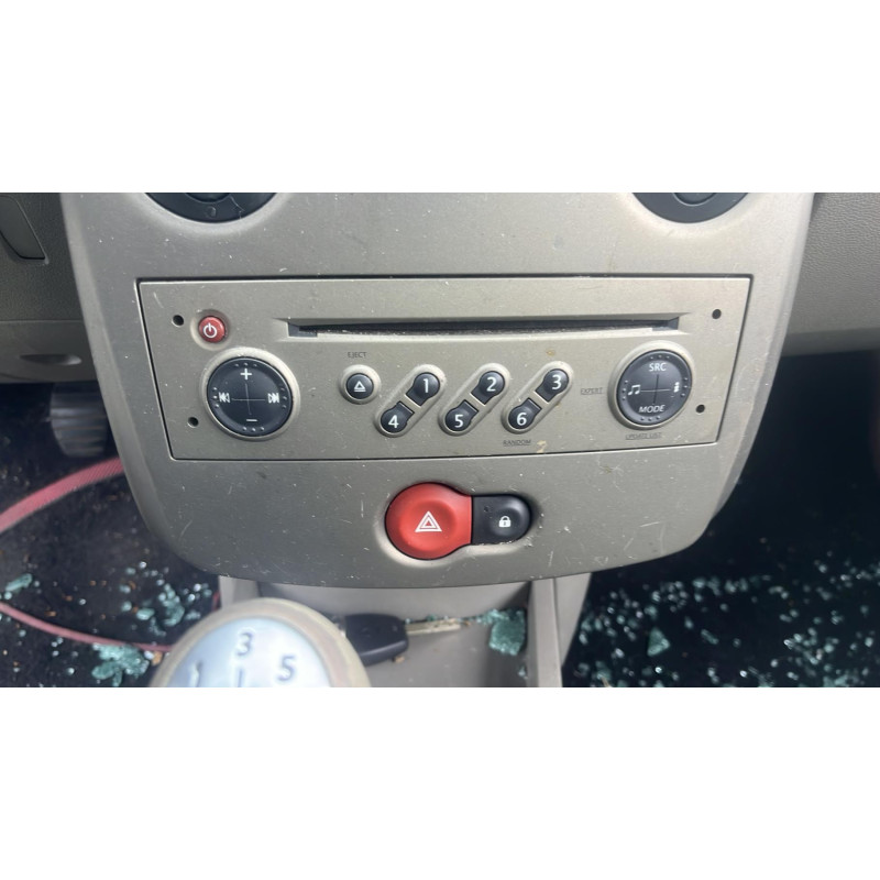 Boitier UCH RENAULT CLIO 3 Photo n°19