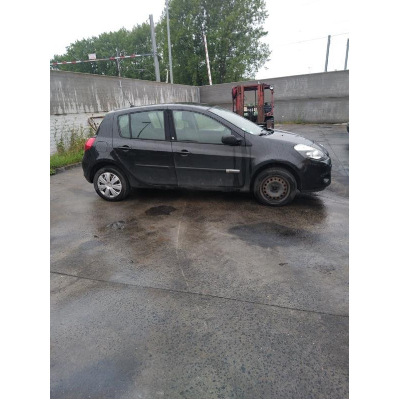 Boitier UCH RENAULT CLIO 3 Photo n°8