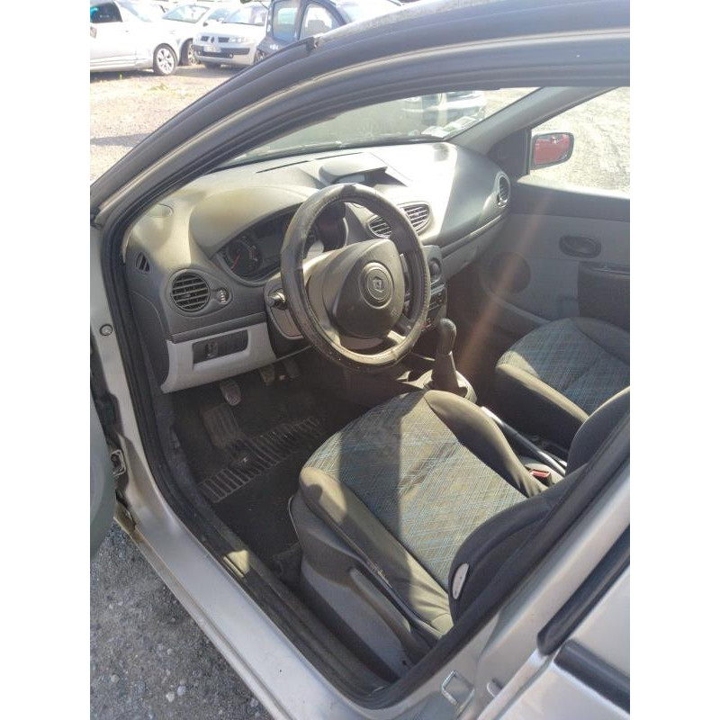 Boitier UCH RENAULT CLIO 3 Photo n°4