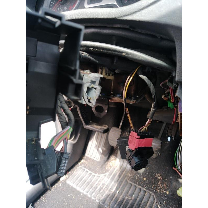 Boitier UCH RENAULT CLIO 3 Photo n°8