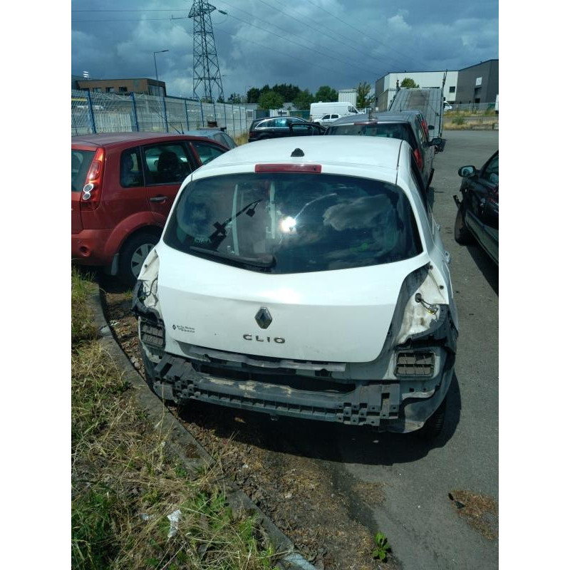 Boitier UCH RENAULT CLIO 3 Photo n°14