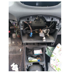 Boitier UCH RENAULT CLIO 3