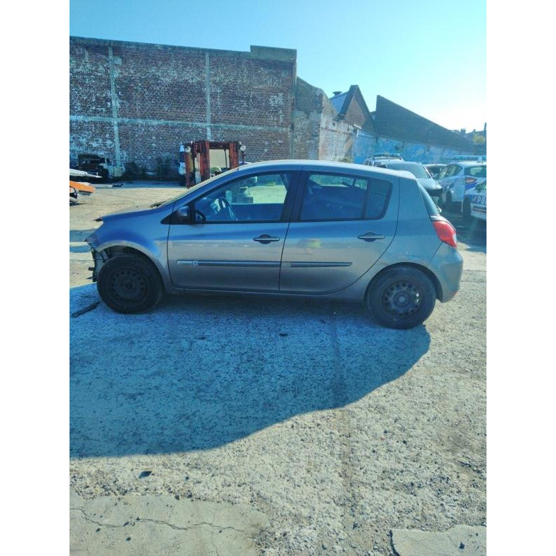Boitier UCH RENAULT CLIO 3 Photo n°14