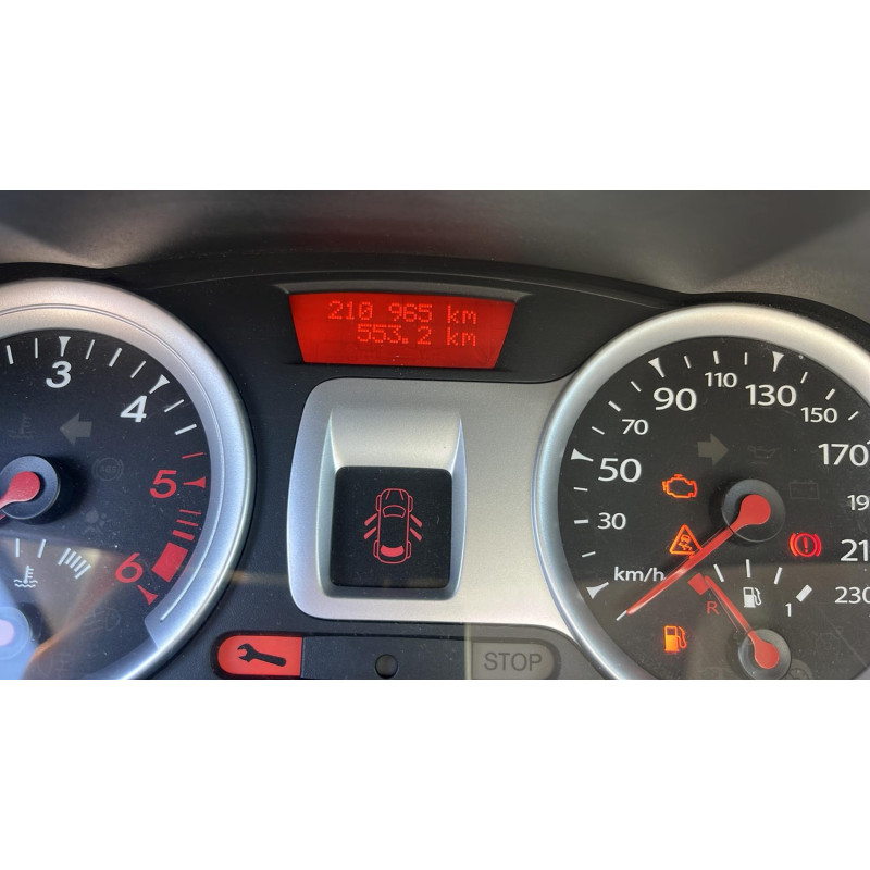 Boitier UCH RENAULT CLIO 3 Photo n°17