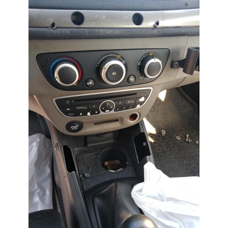 Boitier UCH RENAULT MEGANE 3 Photo n°13
