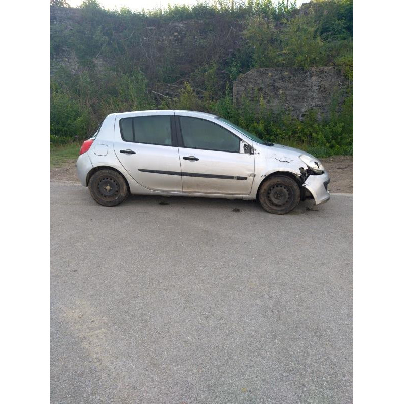 Boitier UCH RENAULT CLIO 3 Photo n°5