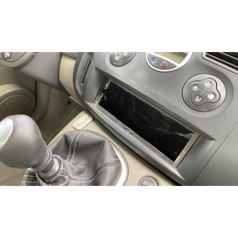 Boitier UCH RENAULT SCENIC 2 Photo n°11
