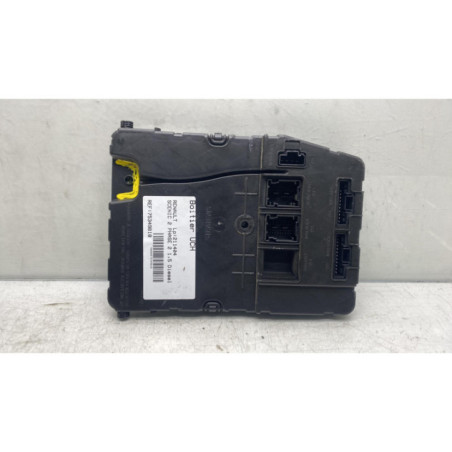 Boitier UCH RENAULT SCENIC 2 Photo n°1