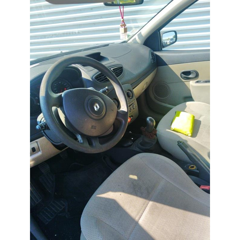 Boitier UCH RENAULT CLIO 3 Photo n°12