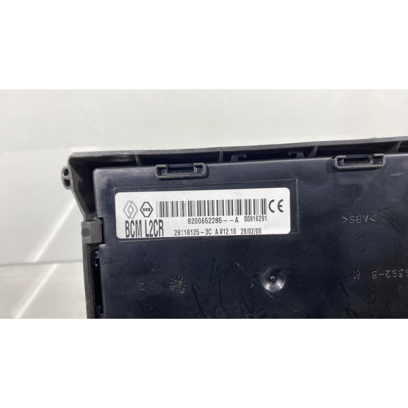 Boitier UCH RENAULT CLIO 3 Photo n°3