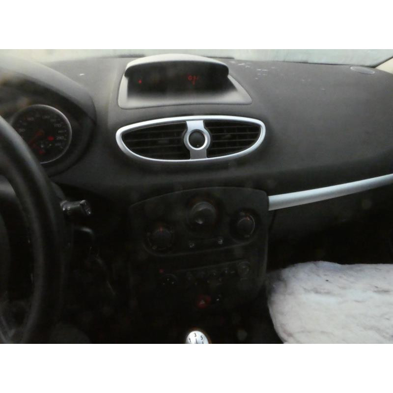 Boitier UCH RENAULT CLIO 3 Photo n°4