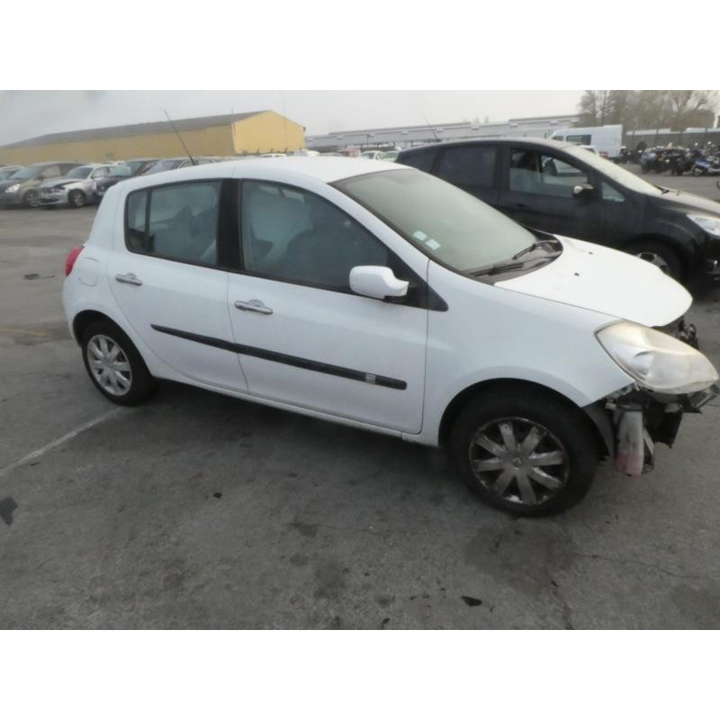 Boitier UCH RENAULT CLIO 3 Photo n°9