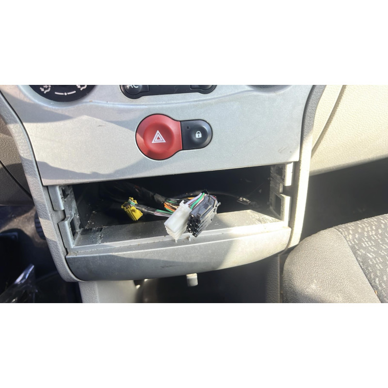Boitier UCH RENAULT MODUS Photo n°9