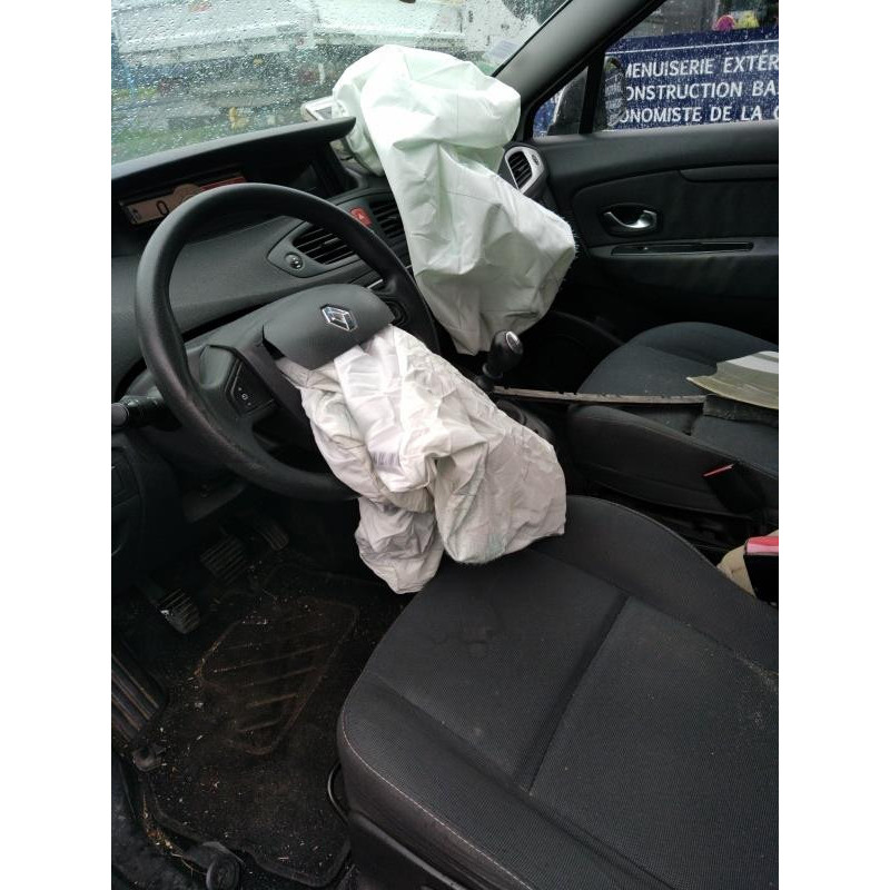 Boitier UCH RENAULT SCENIC 3 Photo n°4