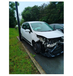 Boitier UCH RENAULT SCENIC 3