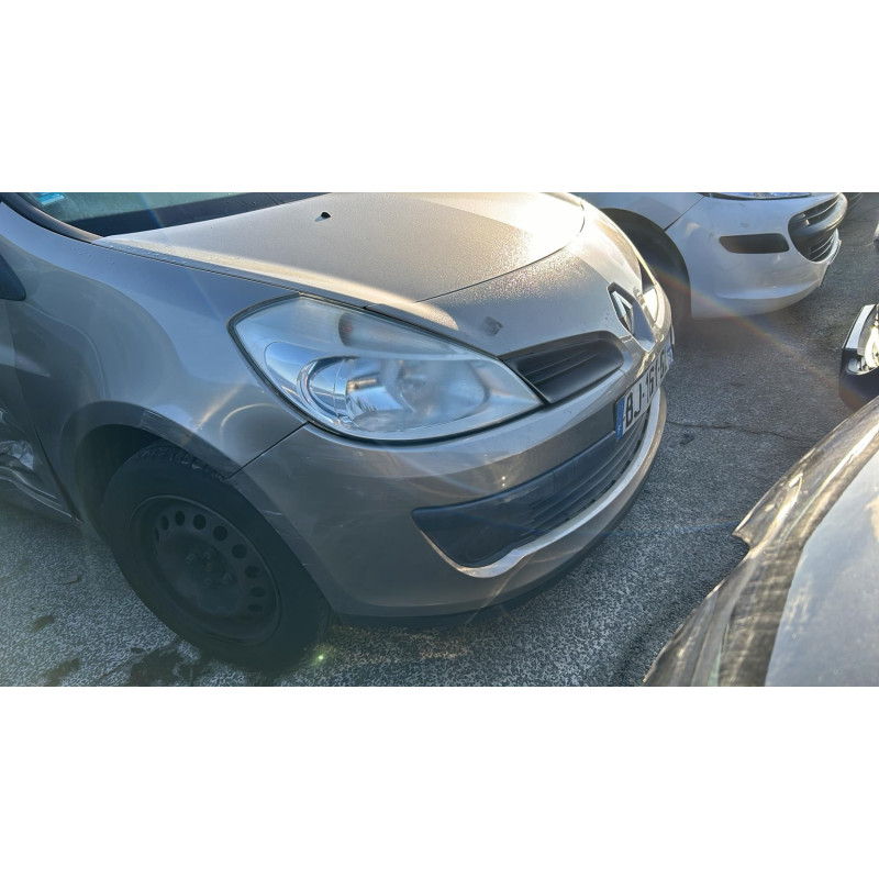 Boitier UCH RENAULT CLIO 3 Photo n°4